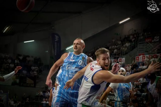 Galeria zdjęć 1 kolejki PGE Basket Ligi Anwil Włocławek-Górnik Zamek Książ — zdjęcie 83