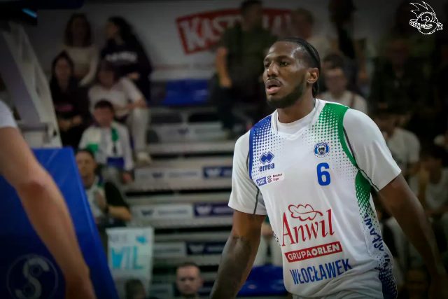 Galeria zdjęć 1 kolejki PGE Basket Ligi Anwil Włocławek-Górnik Zamek Książ — zdjęcie 175