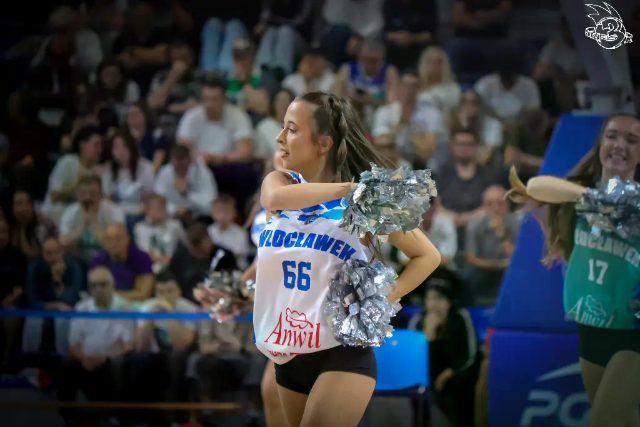 Galeria zdjęć 1 kolejki PGE Basket Ligi Anwil Włocławek-Górnik Zamek Książ — zdjęcie 181