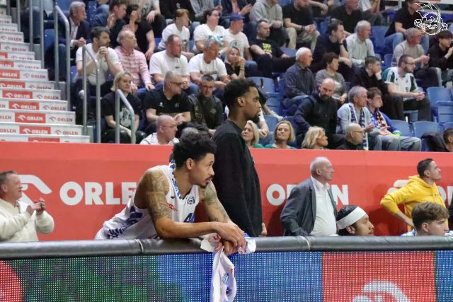 Galeria zdjęć 25 kolejki OBL Anwil Włocławek-Tasomix Rosiek Stal Ostrów Wielkopolski — zdjęcie 113