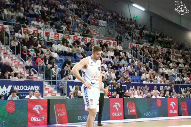 Galeria zdjęć 25 kolejki OBL Anwil Włocławek-Tasomix Rosiek Stal Ostrów Wielkopolski — zdjęcie 158