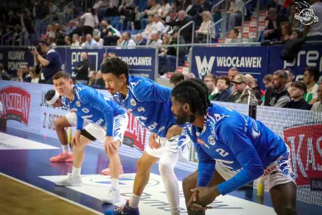 Galeria zdjęć 25 kolejki OBL Anwil Włocławek-Tasomix Rosiek Stal Ostrów Wielkopolski — zdjęcie 1