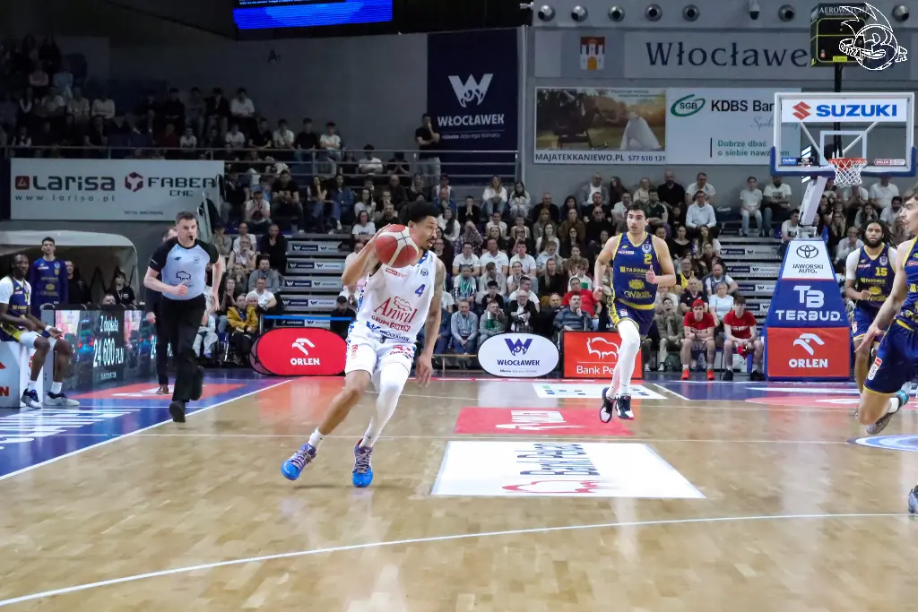 Galeria zdjęć 25 kolejki OBL Anwil Włocławek-Tasomix Rosiek Stal Ostrów Wielkopolski — zdjęcie 73