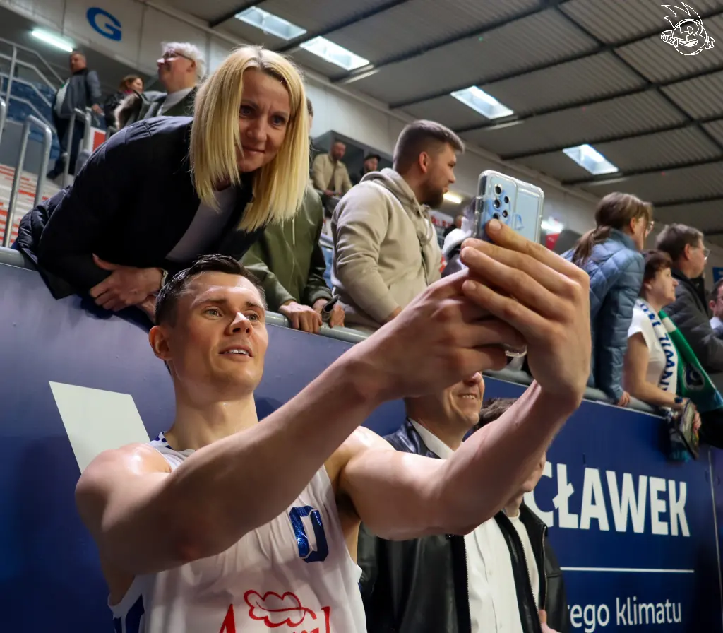 Galeria zdjęć 25 kolejki OBL Anwil Włocławek-Tasomix Rosiek Stal Ostrów Wielkopolski — zdjęcie 261