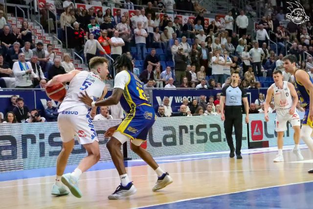 Galeria zdjęć 25 kolejki OBL Anwil Włocławek-Tasomix Rosiek Stal Ostrów Wielkopolski — zdjęcie 178