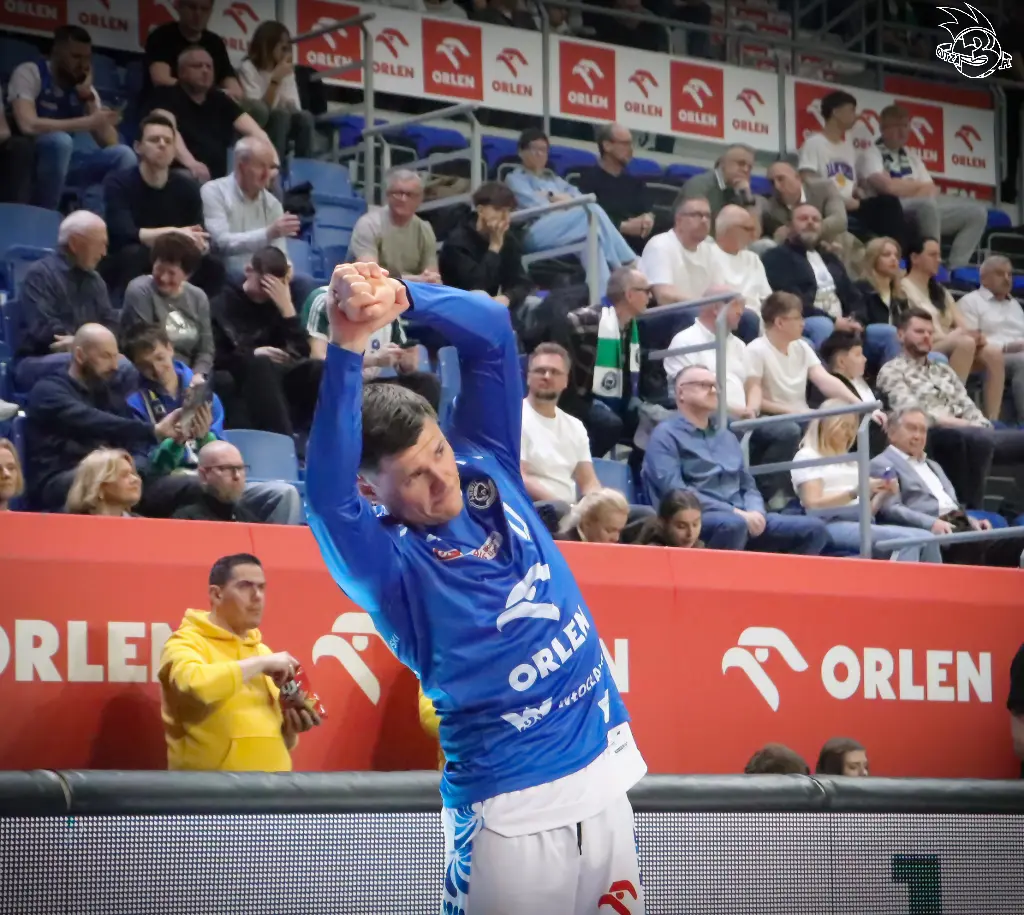 Galeria zdjęć 25 kolejki OBL Anwil Włocławek-Tasomix Rosiek Stal Ostrów Wielkopolski — zdjęcie 27