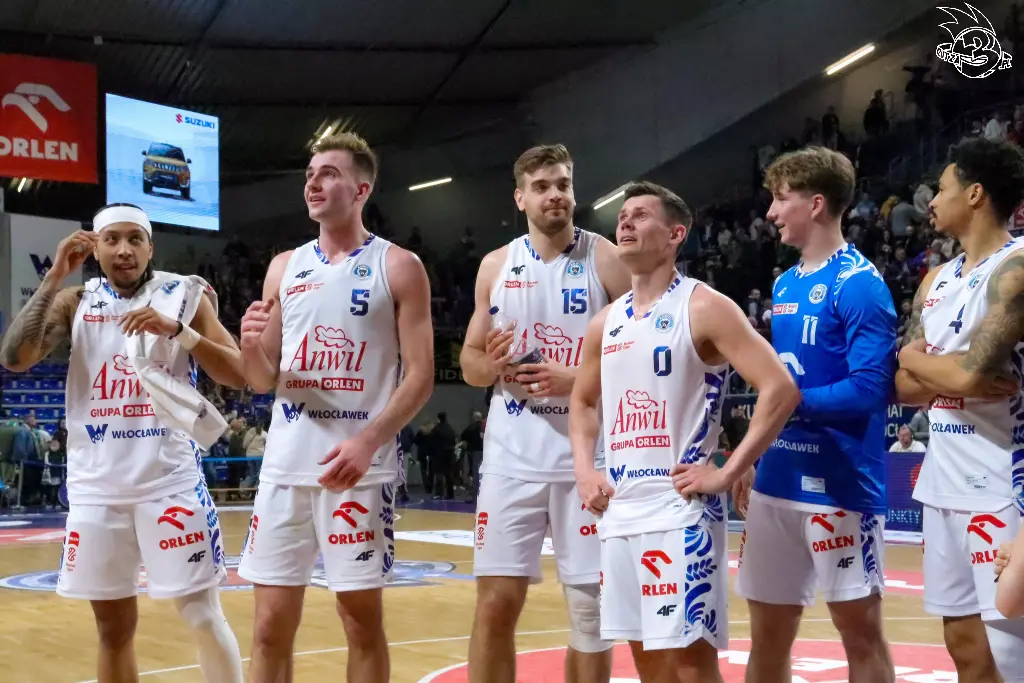 Galeria zdjęć 25 kolejki OBL Anwil Włocławek-Tasomix Rosiek Stal Ostrów Wielkopolski — zdjęcie 241