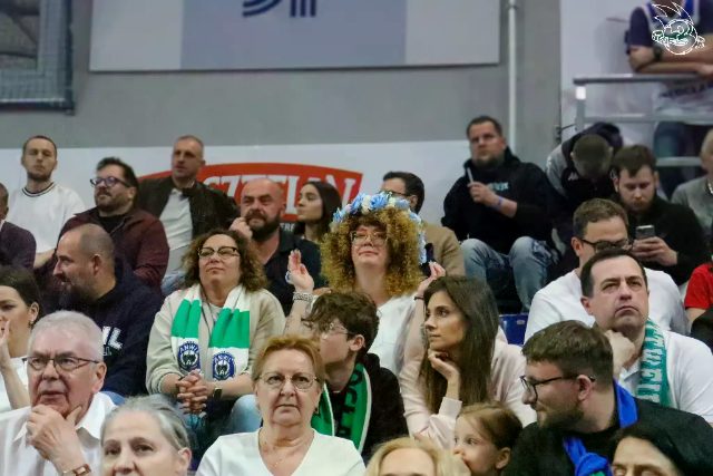 Galeria zdjęć 25 kolejki OBL Anwil Włocławek-Tasomix Rosiek Stal Ostrów Wielkopolski — zdjęcie 36