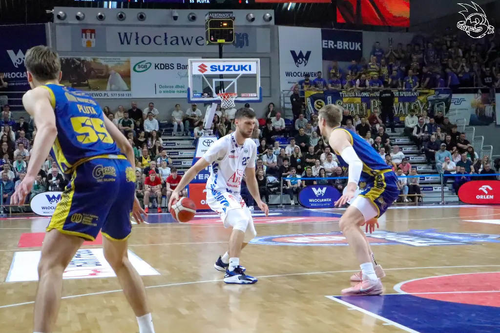 Galeria zdjęć 25 kolejki OBL Anwil Włocławek-Tasomix Rosiek Stal Ostrów Wielkopolski — zdjęcie 70