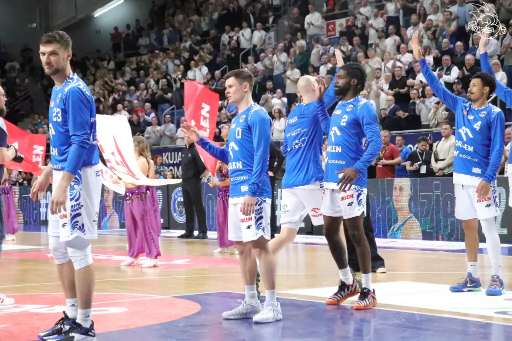 Galeria zdjęć 25 kolejki OBL Anwil Włocławek-Tasomix Rosiek Stal Ostrów Wielkopolski — zdjęcie 34