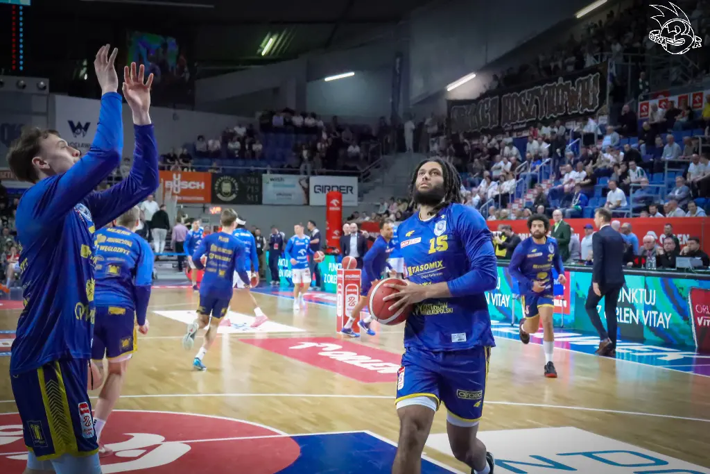 Galeria zdjęć 25 kolejki OBL Anwil Włocławek-Tasomix Rosiek Stal Ostrów Wielkopolski — zdjęcie 21