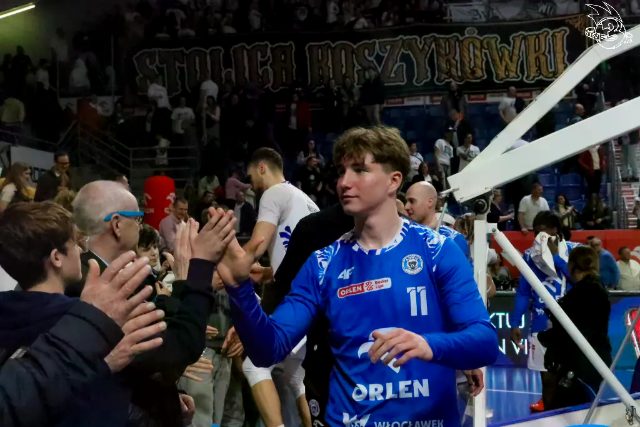 Galeria zdjęć 25 kolejki OBL Anwil Włocławek-Tasomix Rosiek Stal Ostrów Wielkopolski — zdjęcie 250