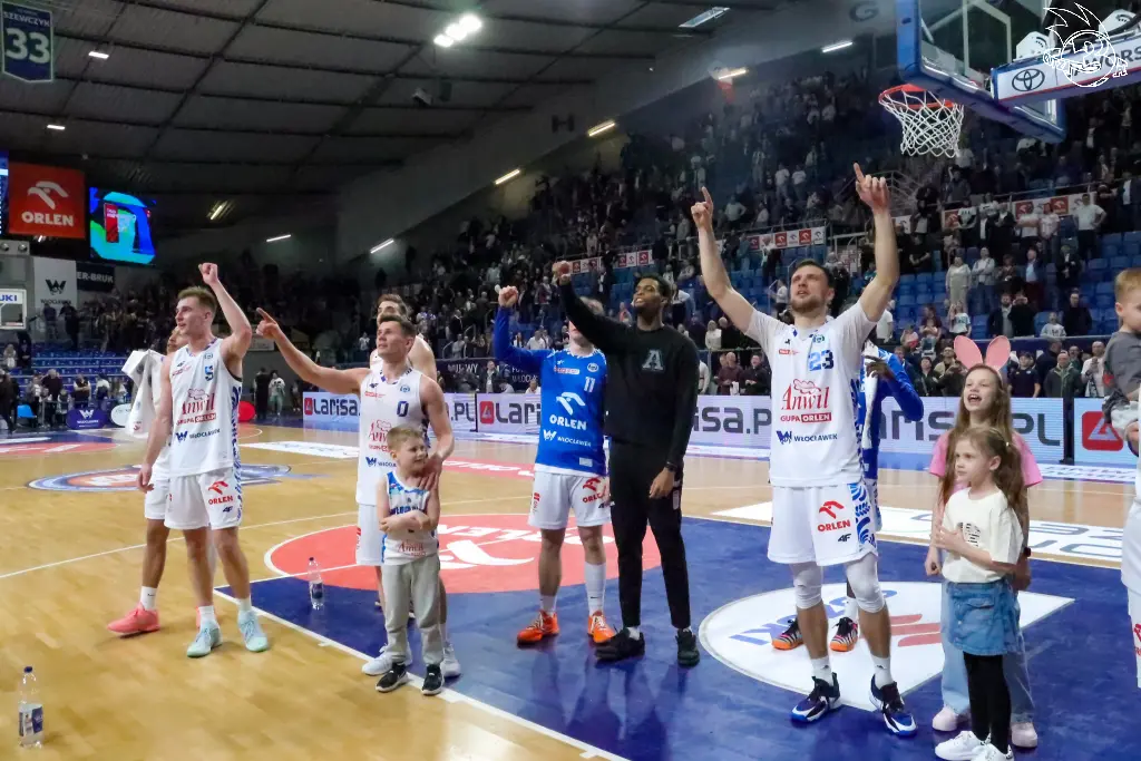 Galeria zdjęć 25 kolejki OBL Anwil Włocławek-Tasomix Rosiek Stal Ostrów Wielkopolski — zdjęcie 244