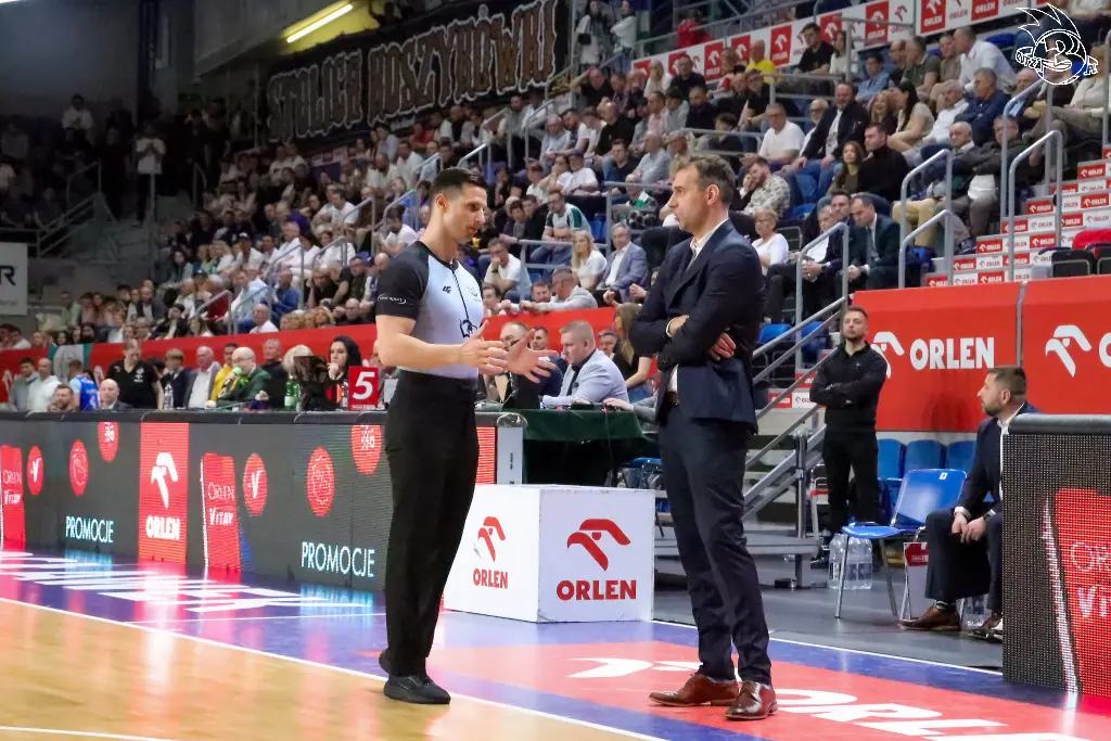 Galeria zdjęć 25 kolejki OBL Anwil Włocławek-Tasomix Rosiek Stal Ostrów Wielkopolski — zdjęcie 155