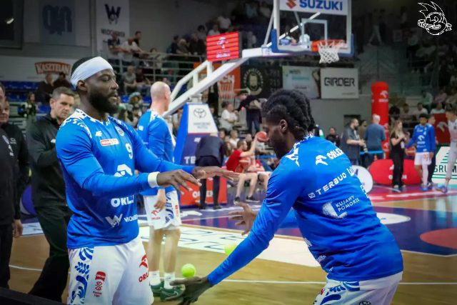 Galeria zdjęć 25 kolejki OBL Anwil Włocławek-Tasomix Rosiek Stal Ostrów Wielkopolski — zdjęcie 14