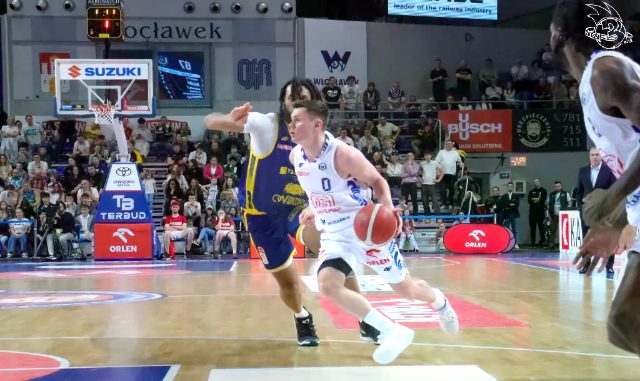 Galeria zdjęć 25 kolejki OBL Anwil Włocławek-Tasomix Rosiek Stal Ostrów Wielkopolski — zdjęcie 222