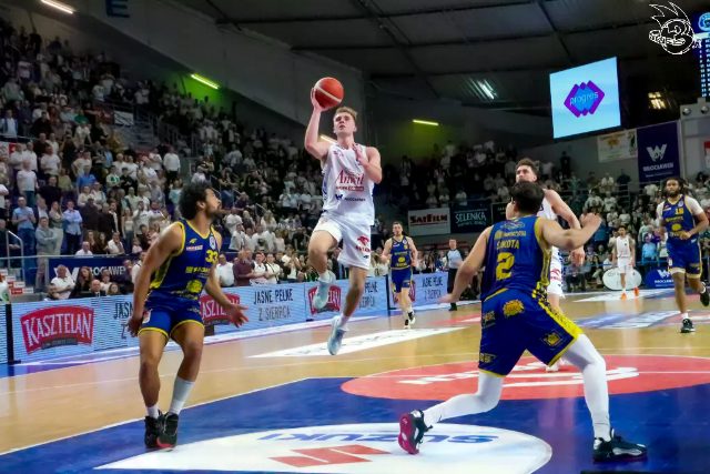 Galeria zdjęć 25 kolejki OBL Anwil Włocławek-Tasomix Rosiek Stal Ostrów Wielkopolski — zdjęcie 234