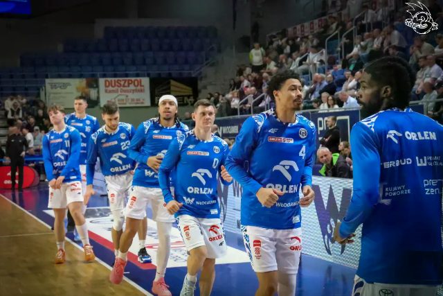 Galeria zdjęć 25 kolejki OBL Anwil Włocławek-Tasomix Rosiek Stal Ostrów Wielkopolski — zdjęcie 5