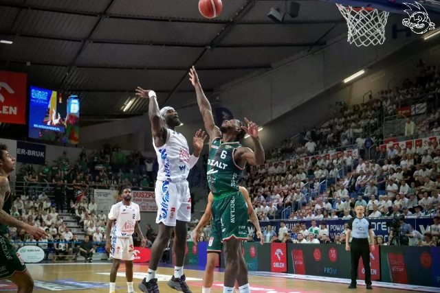 Galeria zdjęć 28 kolejki OBL Anwil Włocławek-WKS Śląsk Wrocław — zdjęcie 131