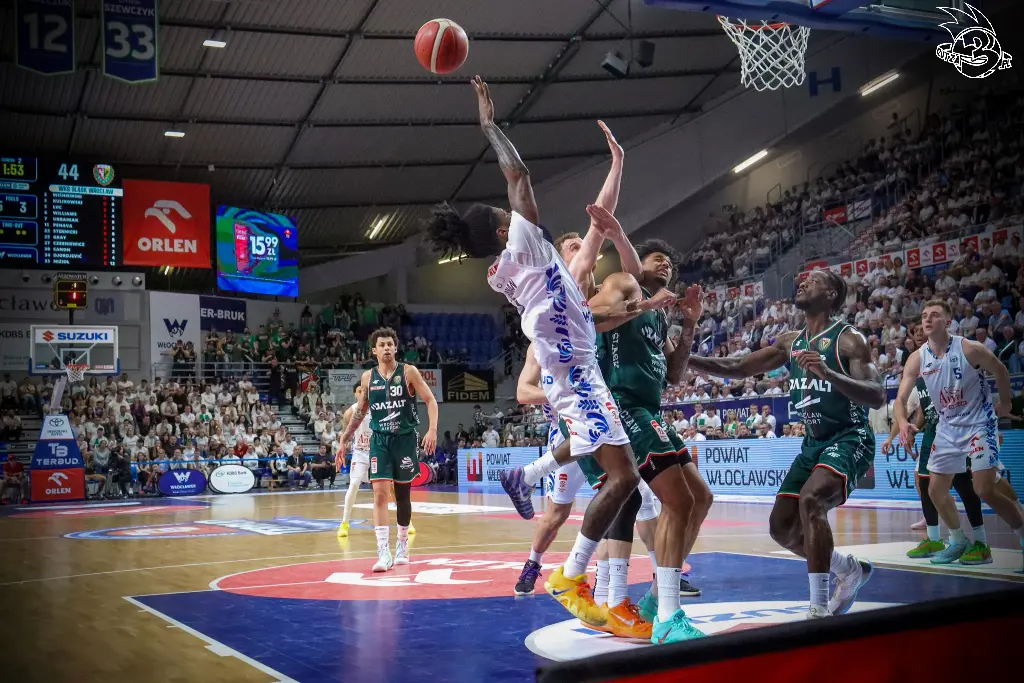 Galeria zdjęć 28 kolejki OBL Anwil Włocławek-WKS Śląsk Wrocław — zdjęcie 135