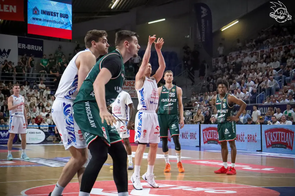Galeria zdjęć 28 kolejki OBL Anwil Włocławek-WKS Śląsk Wrocław — zdjęcie 114