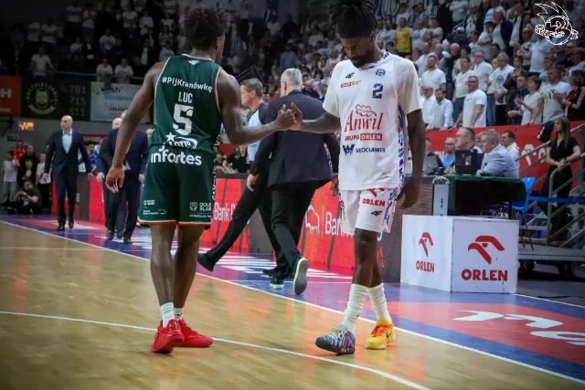 Galeria zdjęć 28 kolejki OBL Anwil Włocławek-WKS Śląsk Wrocław — zdjęcie 205