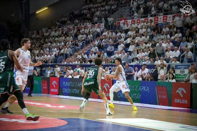 Galeria zdjęć 28 kolejki OBL Anwil Włocławek-WKS Śląsk Wrocław — zdjęcie 144
