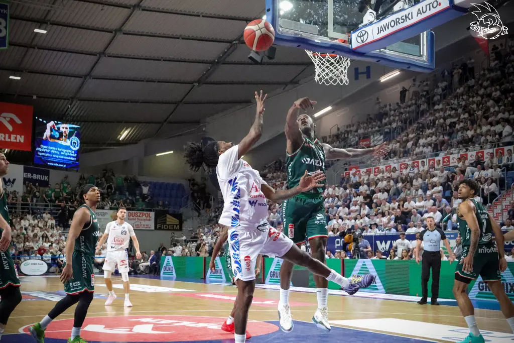 Galeria zdjęć 28 kolejki OBL Anwil Włocławek-WKS Śląsk Wrocław — zdjęcie 106