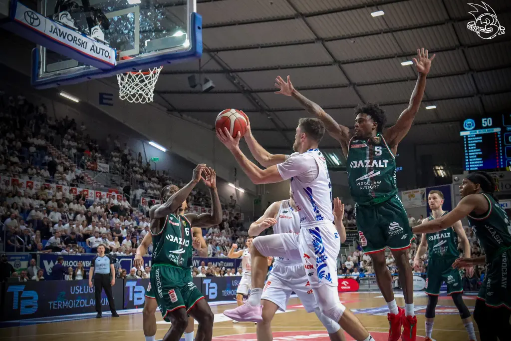 Galeria zdjęć 28 kolejki OBL Anwil Włocławek-WKS Śląsk Wrocław — zdjęcie 150