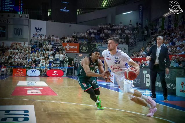 Galeria zdjęć 28 kolejki OBL Anwil Włocławek-WKS Śląsk Wrocław — zdjęcie 149