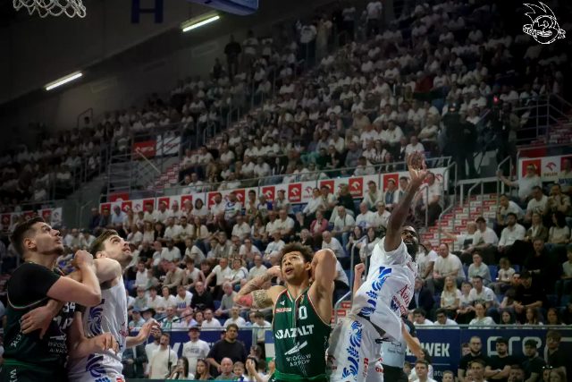 Galeria zdjęć 28 kolejki OBL Anwil Włocławek-WKS Śląsk Wrocław — zdjęcie 56
