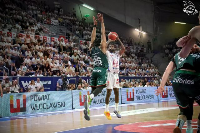 Galeria zdjęć 28 kolejki OBL Anwil Włocławek-WKS Śląsk Wrocław — zdjęcie 182