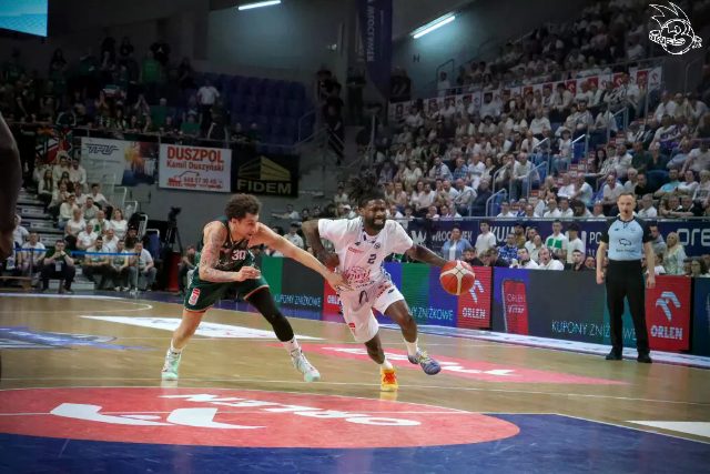 Galeria zdjęć 28 kolejki OBL Anwil Włocławek-WKS Śląsk Wrocław — zdjęcie 80