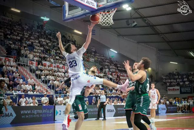 Galeria zdjęć 28 kolejki OBL Anwil Włocławek-WKS Śląsk Wrocław — zdjęcie 174