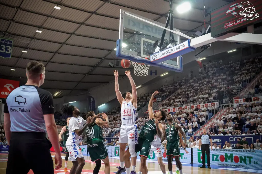 Galeria zdjęć 28 kolejki OBL Anwil Włocławek-WKS Śląsk Wrocław — zdjęcie 137