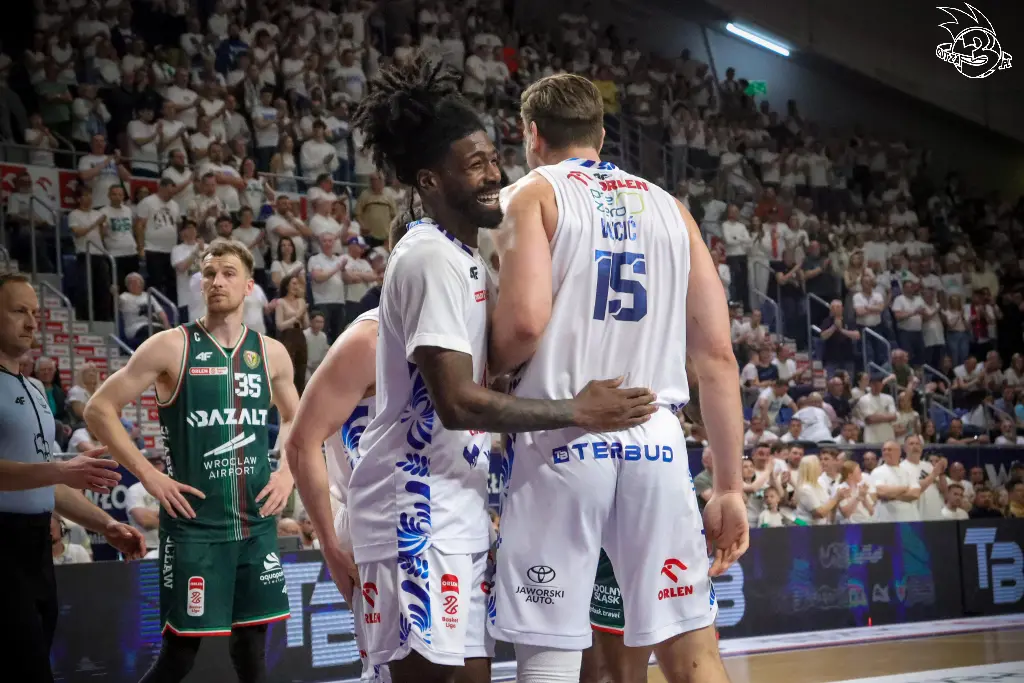 Galeria zdjęć 28 kolejki OBL Anwil Włocławek-WKS Śląsk Wrocław — zdjęcie 197