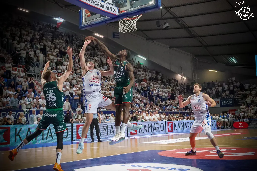 Galeria zdjęć 28 kolejki OBL Anwil Włocławek-WKS Śląsk Wrocław — zdjęcie 201