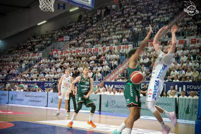 Galeria zdjęć 28 kolejki OBL Anwil Włocławek-WKS Śląsk Wrocław — zdjęcie 68