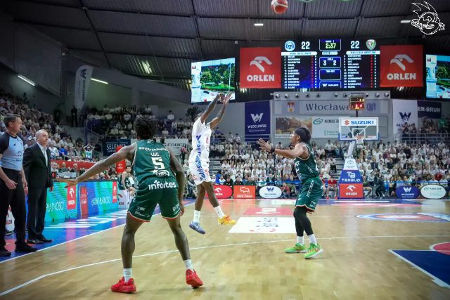 Galeria zdjęć 28 kolejki OBL Anwil Włocławek-WKS Śląsk Wrocław — zdjęcie 77