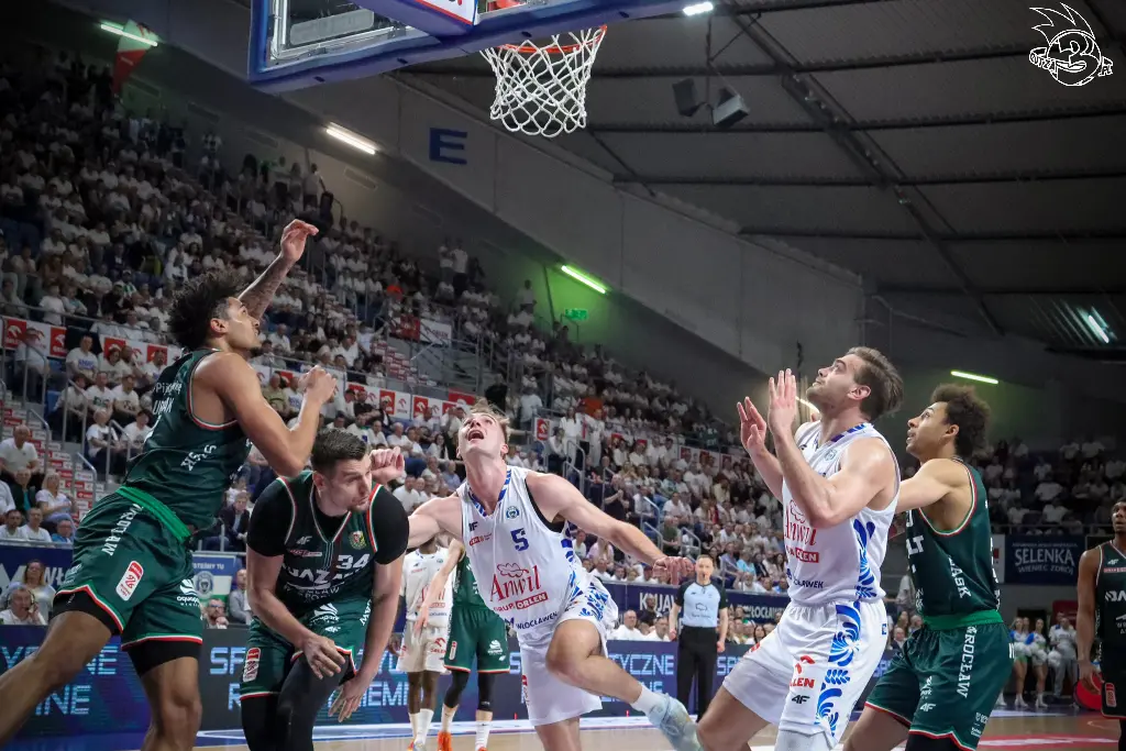Galeria zdjęć 28 kolejki OBL Anwil Włocławek-WKS Śląsk Wrocław — zdjęcie 163