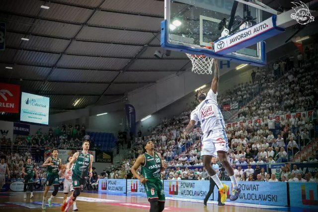Galeria zdjęć 28 kolejki OBL Anwil Włocławek-WKS Śląsk Wrocław — zdjęcie 53