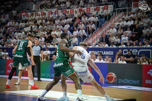 Galeria zdjęć 28 kolejki OBL Anwil Włocławek-WKS Śląsk Wrocław — zdjęcie 97
