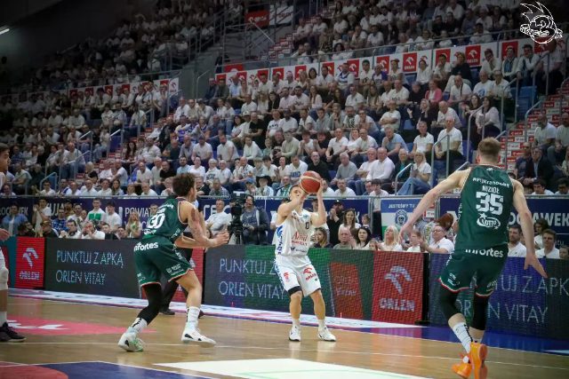 Galeria zdjęć 28 kolejki OBL Anwil Włocławek-WKS Śląsk Wrocław — zdjęcie 64