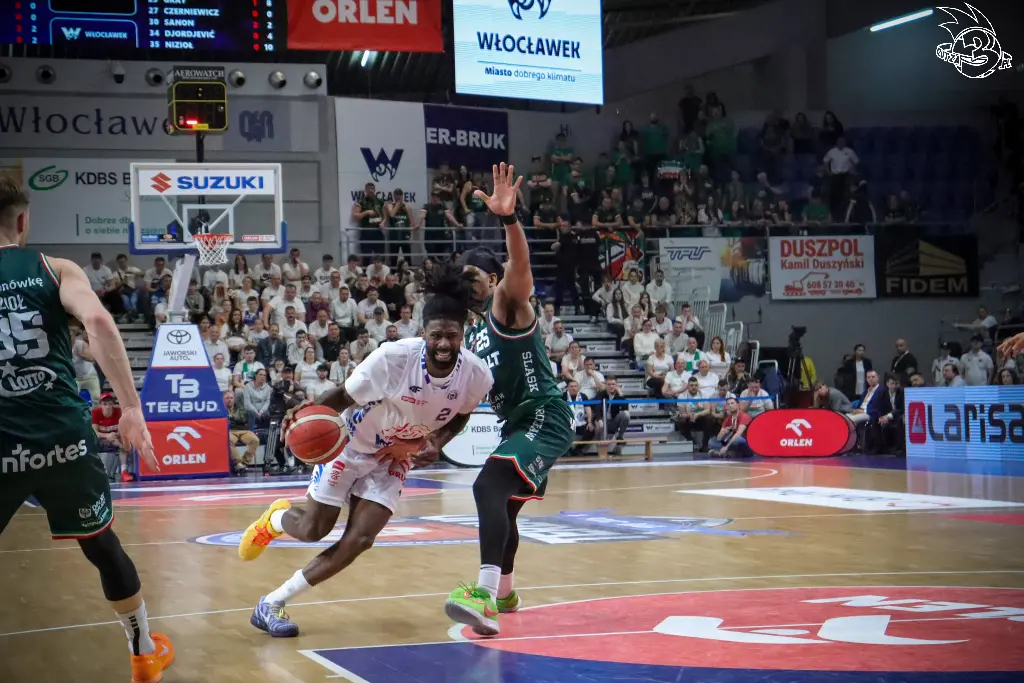 Galeria zdjęć 28 kolejki OBL Anwil Włocławek-WKS Śląsk Wrocław — zdjęcie 117