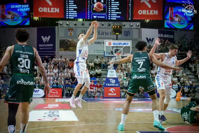 Galeria zdjęć 28 kolejki OBL Anwil Włocławek-WKS Śląsk Wrocław — zdjęcie 142