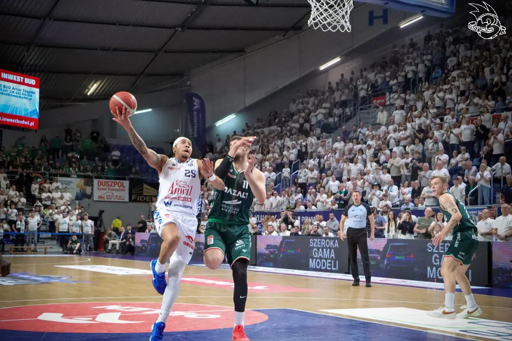 Galeria zdjęć 28 kolejki OBL Anwil Włocławek-WKS Śląsk Wrocław — zdjęcie 93
