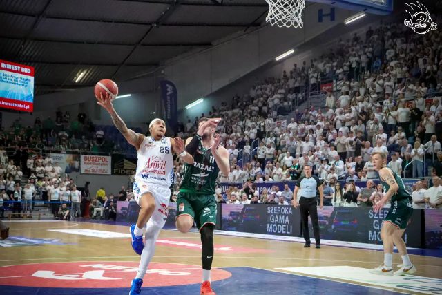 Galeria zdjęć 28 kolejki OBL Anwil Włocławek-WKS Śląsk Wrocław — zdjęcie 93