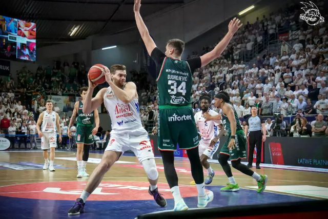 Galeria zdjęć 28 kolejki OBL Anwil Włocławek-WKS Śląsk Wrocław — zdjęcie 48