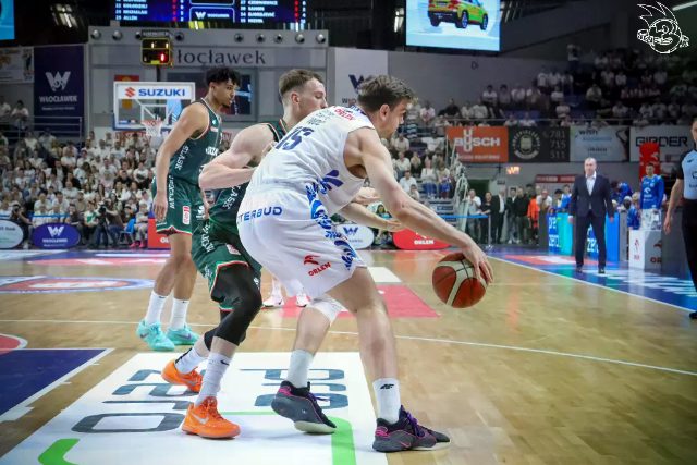 Galeria zdjęć 28 kolejki OBL Anwil Włocławek-WKS Śląsk Wrocław — zdjęcie 155