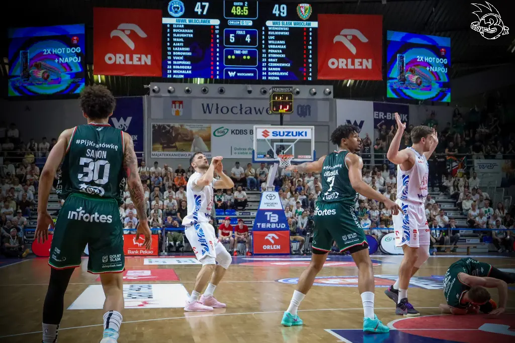 Galeria zdjęć 28 kolejki OBL Anwil Włocławek-WKS Śląsk Wrocław — zdjęcie 143